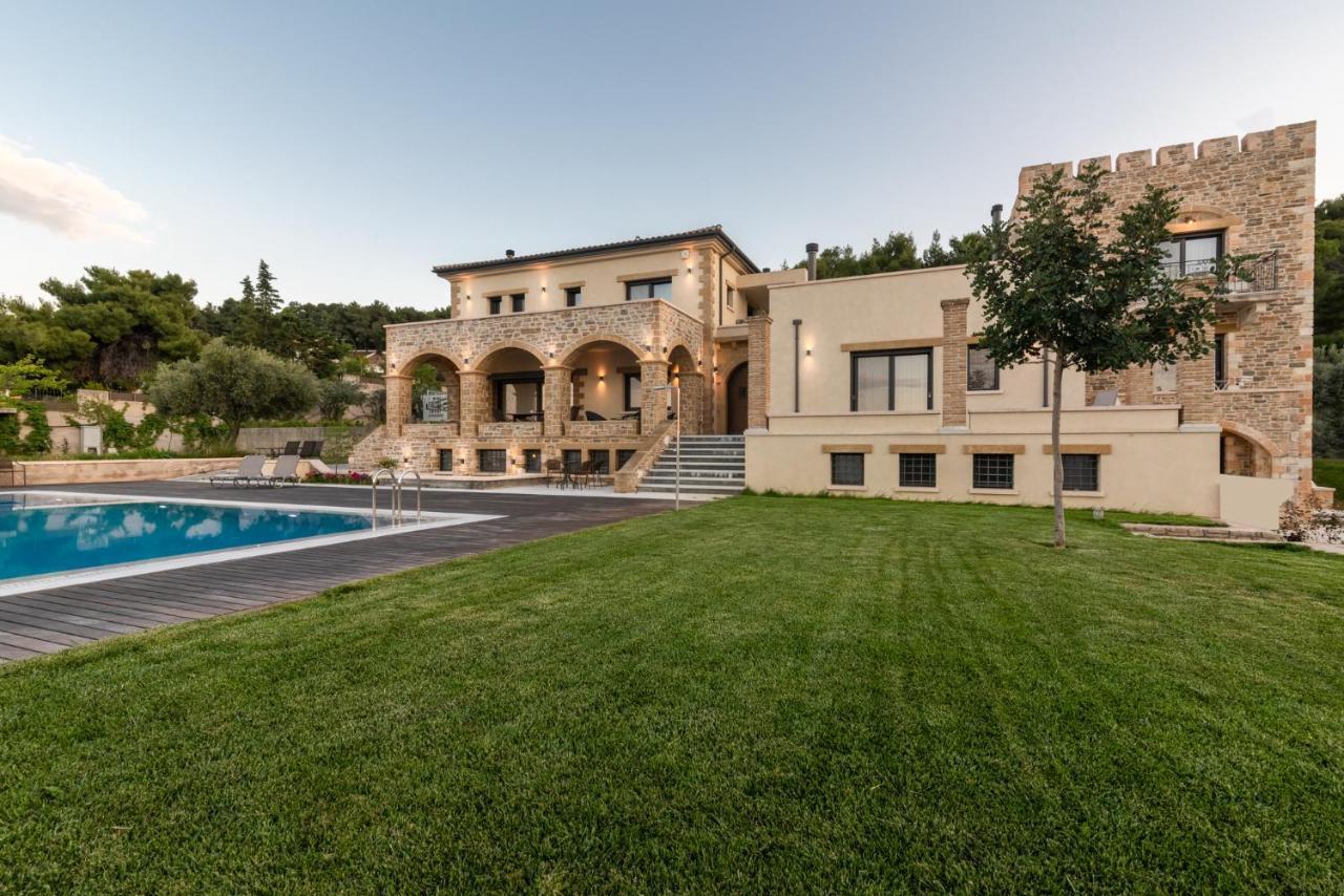 Villa Kalamos / Sea View And Pool Nearby Athens Exterior photo